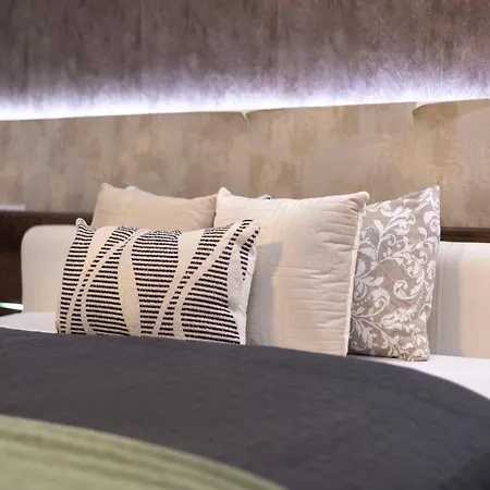Apartment Exclusive & Charming Center W' Sauna Budapest