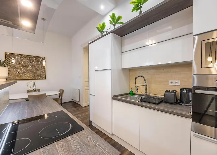 Exclusive & Charming Center W' Sauna *
