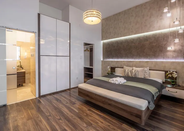 Exclusive & Charming Center W' Sauna * 布达佩斯